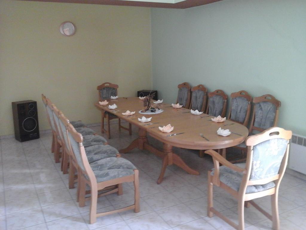 Skaistaziede Hotel Šiauliai Quarto foto