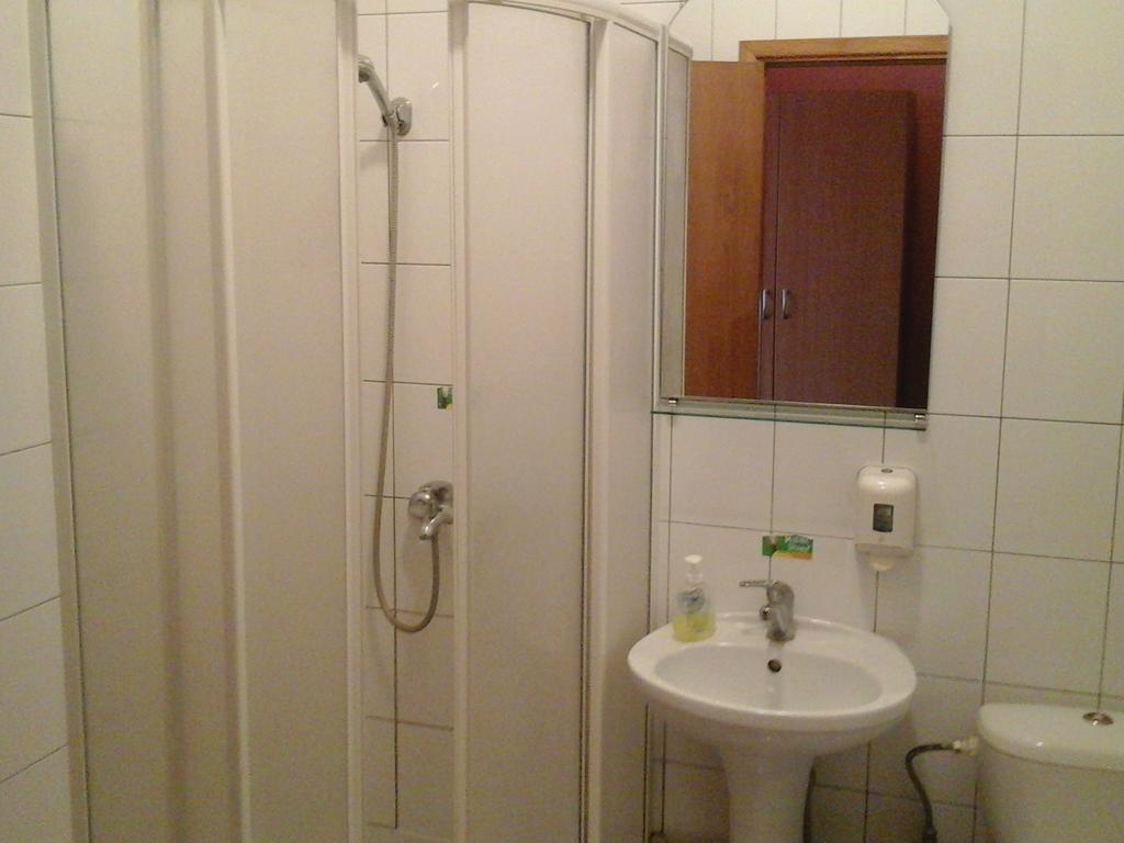 Skaistaziede Hotel Šiauliai Quarto foto