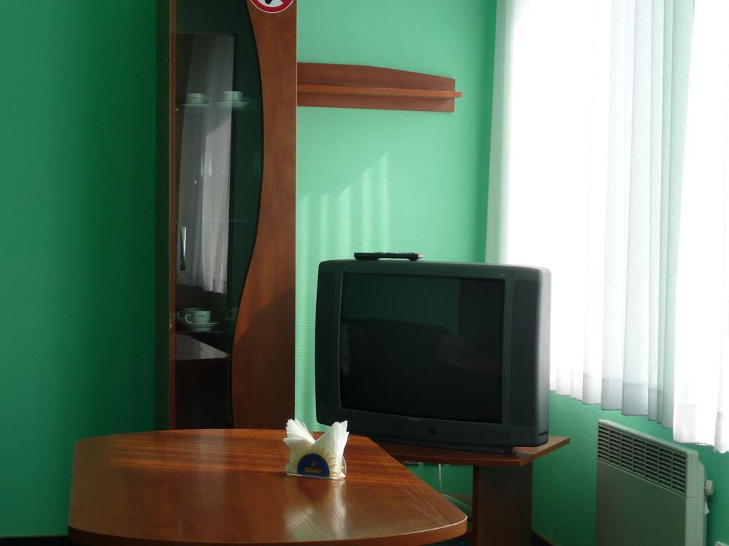 Skaistaziede Hotel Šiauliai Quarto foto