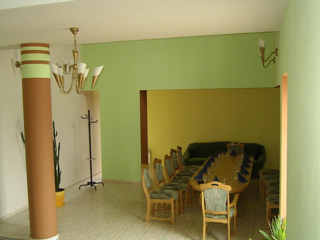 Skaistaziede Hotel Šiauliai Quarto foto